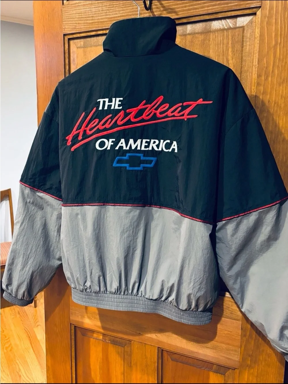 HOLLISTER Chevrolet Racing THE HEARTBEAT OF AMERICA Racing Jacket - Picture 10 of 10
